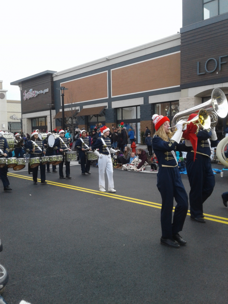AVENUE Announces Holiday Parade Lineup