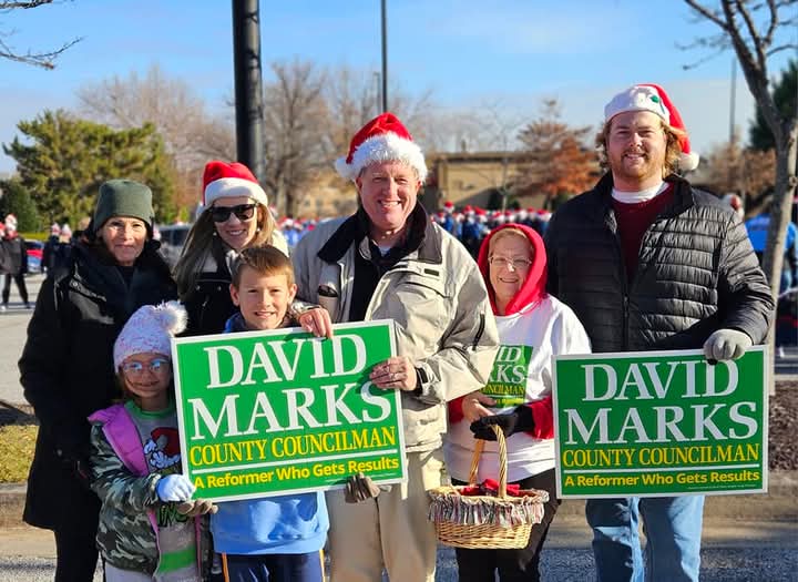 The AVENUE at White Marsh Holiday Parade Photos