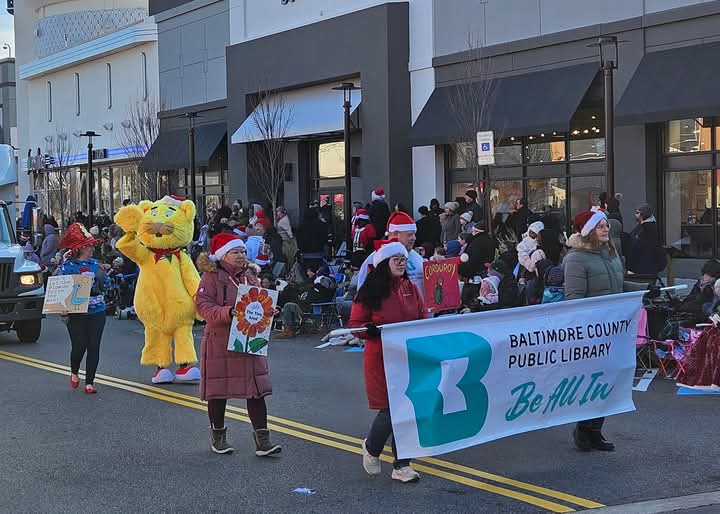 The AVENUE at White Marsh Holiday Parade Photos